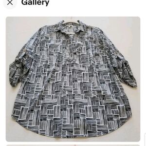 MPH COLLECTION Black and White Women's Top